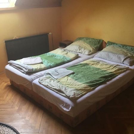 Attila Apartman Hotel Siófok Eksteriør billede