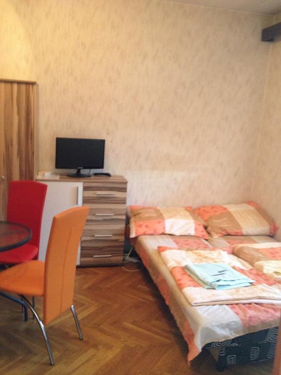 Attila Apartman Hotel Siófok Eksteriør billede