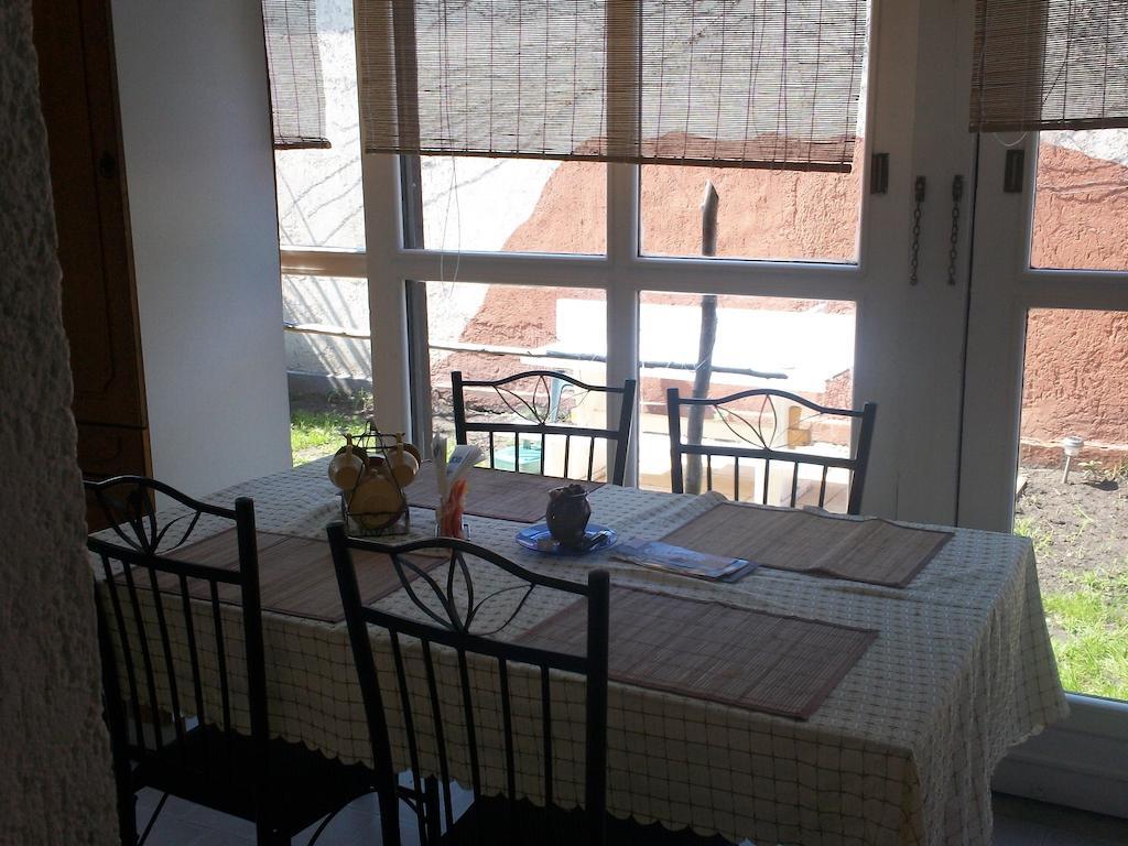 Attila Apartman Hotel Siófok Værelse billede