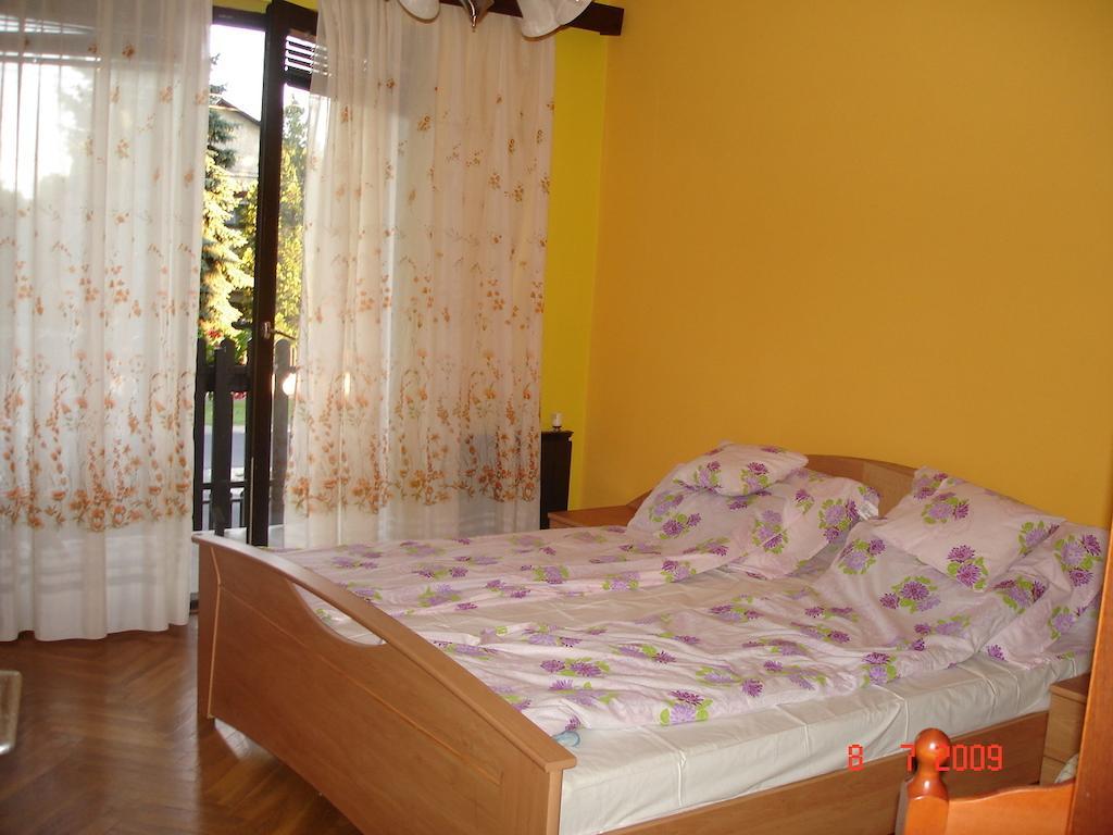 Attila Apartman Hotel Siófok Værelse billede