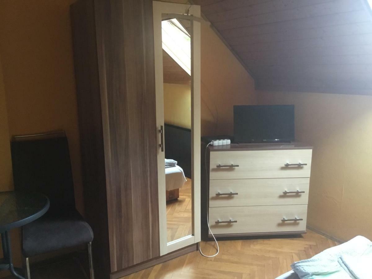 Attila Apartman Hotel Siófok Eksteriør billede