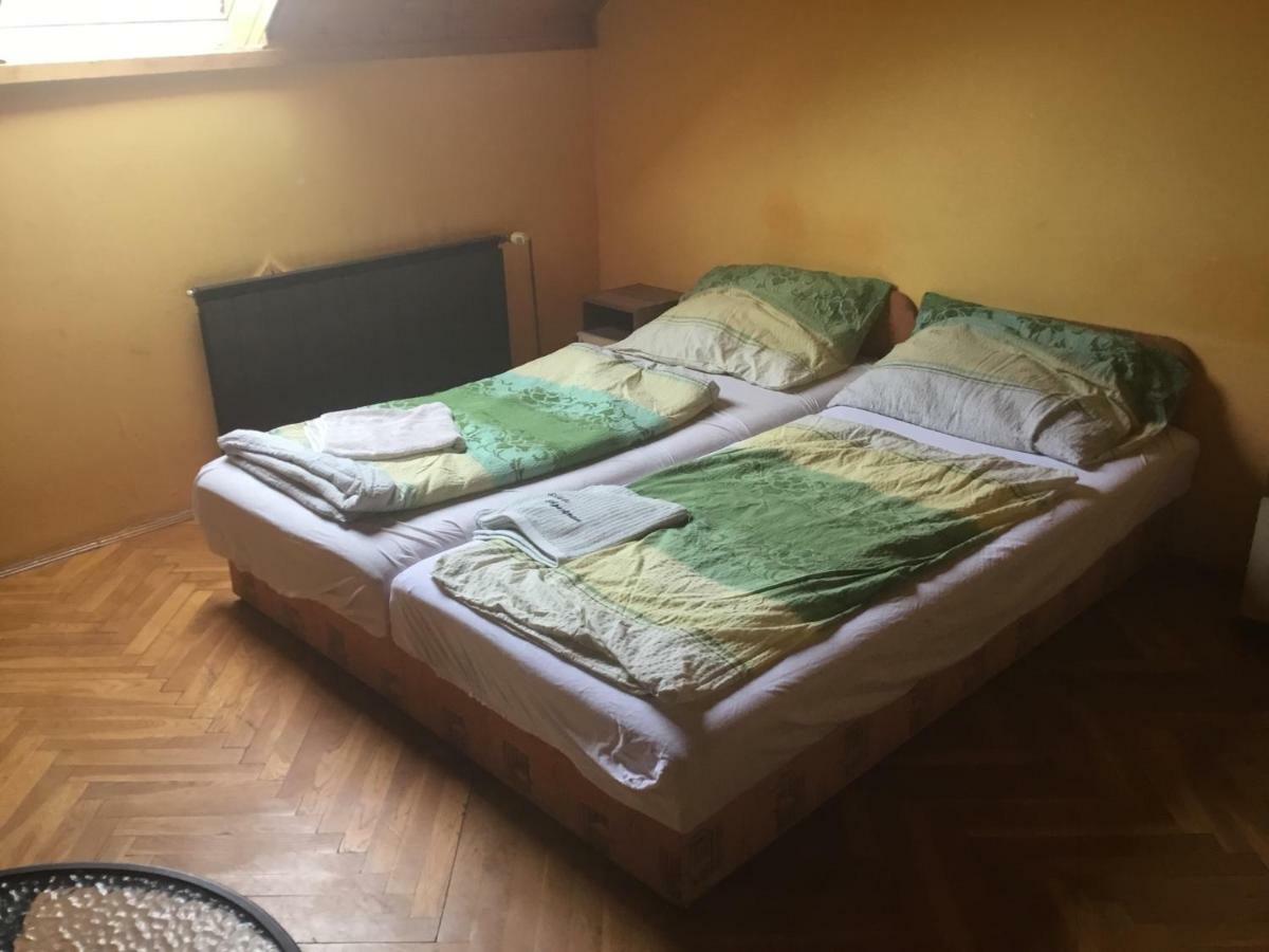Attila Apartman Hotel Siófok Eksteriør billede